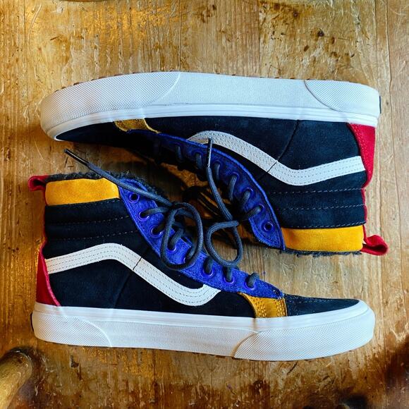 Vans Sk8-Hi 46 MTE DX High Top
Suede / Faux Fur Sneaker, Men’s 7.5 / Women’s 9 - Picture 4 of 7